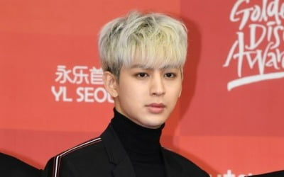 아이콘 송윤형, 오늘(13일) 육군 현역 입대…팀 내 네 번째 군 복무 [TEN이슈]
