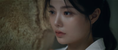 피프티 피프티 키나 심경 고백 "1년 사이 많은 것 변했다, 혼자 보내는 밤 길더라"