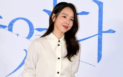 Shin Hye-sun Takes on Dual Roles in Genie TV's Original 'To My Harry'