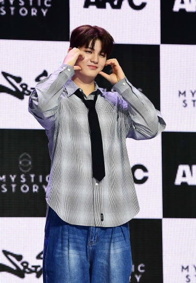 아크 도하, 최장신 막내[TEN포토]
