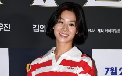 Jang Shin-young Chooses Forgiveness Over Divorce for Her Children Amidst Public Debate
