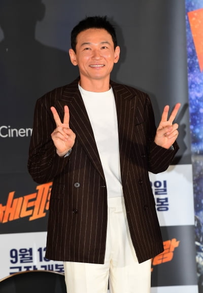 황정민, 귀엽게 브이[TEN포토]