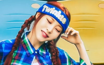 MAMAMOO's Moonbyul Shines with New Album 'Starlit of Twinkle'