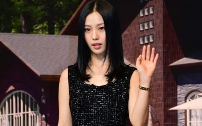 고민시, 역대급 체중 감량 이유 있었다…"몸 고생했지만 행복감 커" ('아없숲')