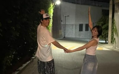 Actress Jeon Hye-jin Shares Heartwarming Moments with Husband Lee Chun-hee