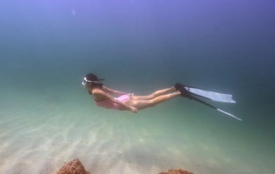 ゆい、フリーダイビングの近況を公開「人魚のような姿」