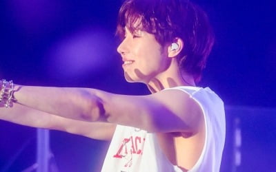 Kim Sung-kyu has successfully wrapped up his solo concert in Thailand