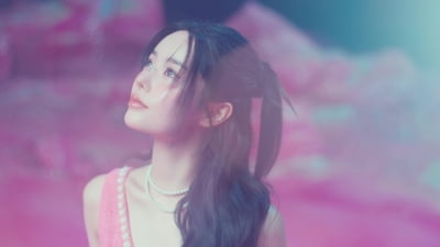 피프티 피프티, 솜사탕 맛 '스타리 나잇' 뮤비 베일 벗었다