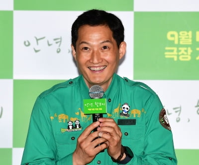 송영관 주키퍼, 소중했던 과거를 다시 찾아봐야겠다[TEN포토]