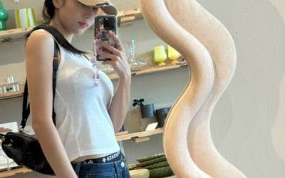 クォン·ウンビ、シンガポールウォーターボムのビハインド写真公開及び音楽活動の近況