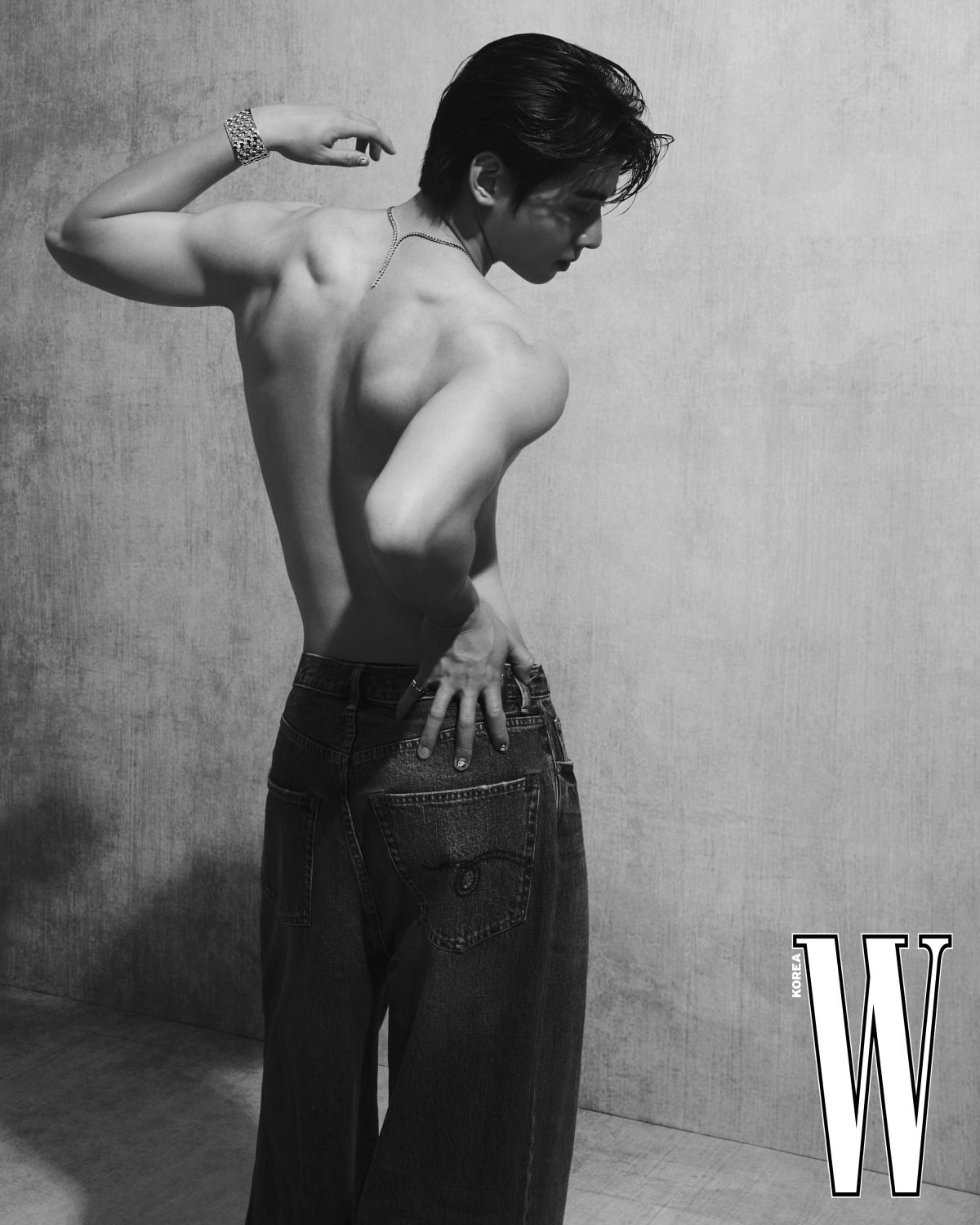 사진=W Korea, 쇼메 제공