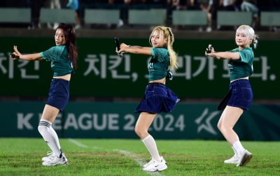 쓰리피스, 화려한 퍼포먼스[TEN포토]