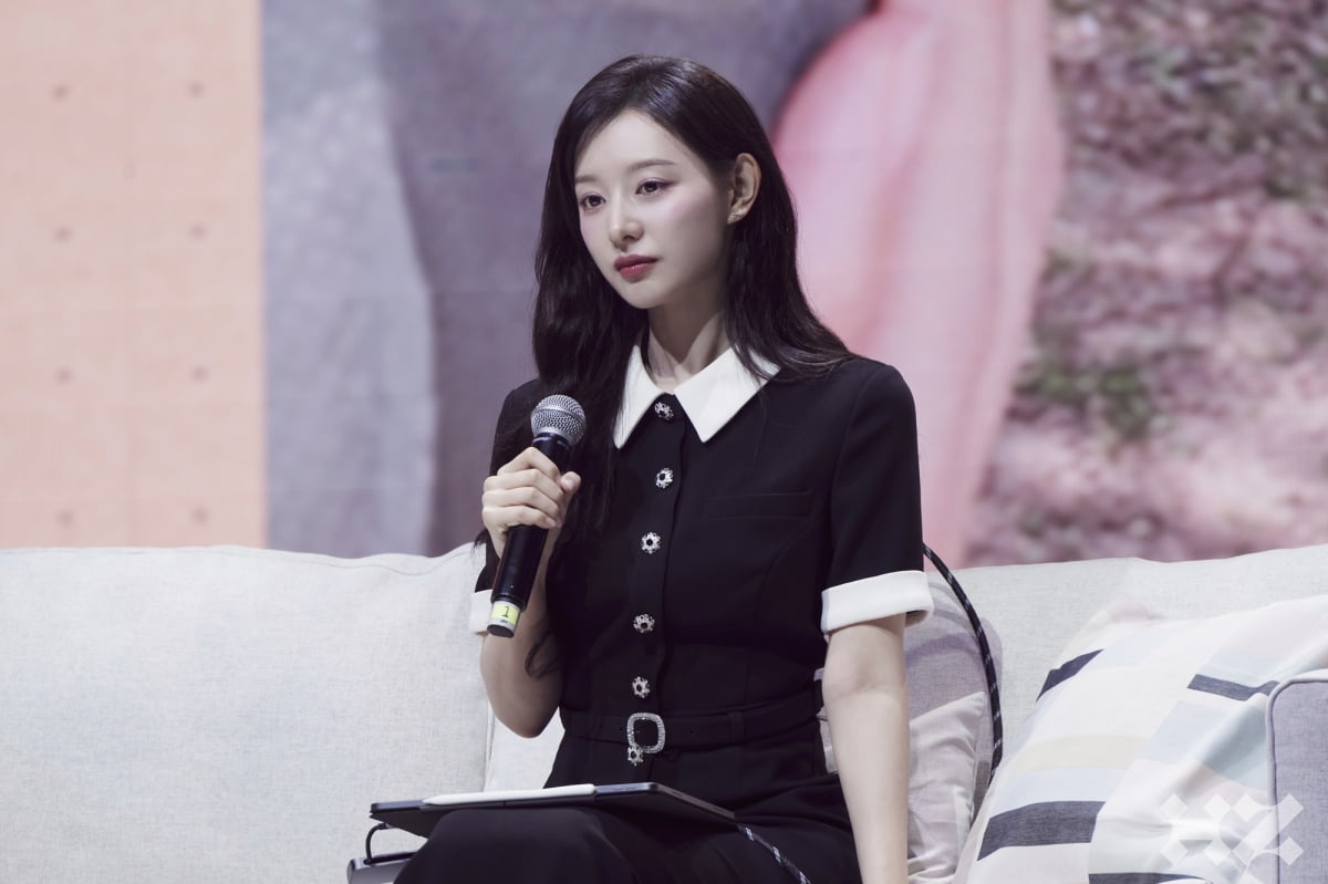 김지원, 아시아 뒤흔든 팬미팅 투어…팬 사랑둥이 '한류의 여왕'
