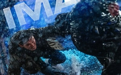 황정민, 튀어나올듯 '생생'…'베테랑2' IMAX 개봉 확정