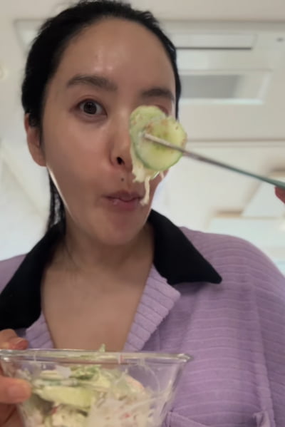 "진땀눈물 두방울" 박지윤, 딸 한마디에 강제 오이 샐러드 먹방