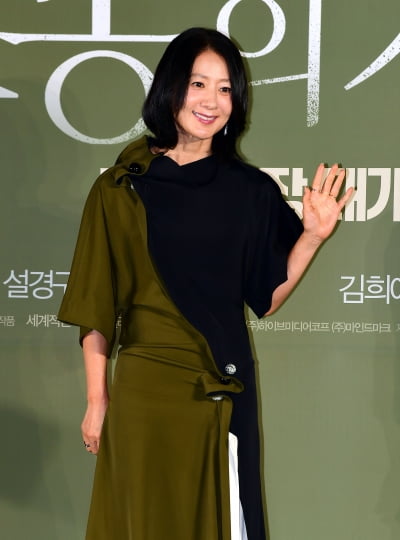 김희애, 여유 넘치는 미소[TEN포토]