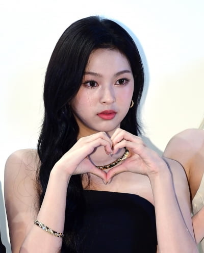 베이비몬스터 치키타, 인형이 따로없네[TEN포토]