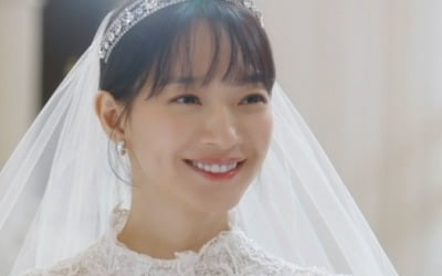 신민아, 계산적이고 가짜 결혼까지 한 이유 있었다…알고 보니 '겉차속따'('손해 보기 싫어서')