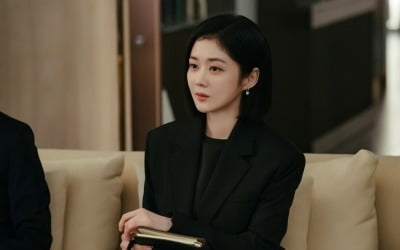 장나라, 이혼 후 회사 복귀했다…새 의뢰인 곽시양과 신경전 ('굿파트너')