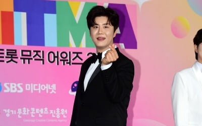 임영웅이 없네…진해성, 한강에서 러닝하고 싶은 남자 트로트 가수 1위 [TEN차트]