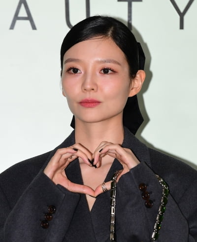 이솜, 깜찍한 하트[TEN포토]