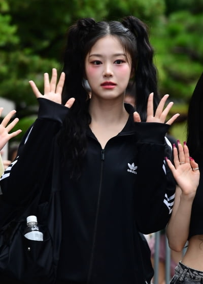 루셈블 현진, 귀여운 양갈래 머리[TEN포토]
