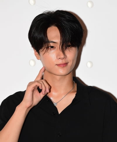 엔하이픈 제이, 보조개 볼콕[TEN포토]
