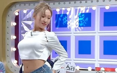 손가락으로 핥고 훑고…화사, '외설 논란' 침묵하더니 "대학 축제서 기행" 당당 ('라스')