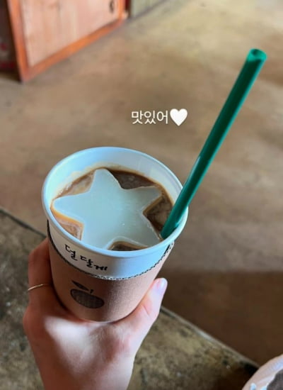 '복귀 시동' 박한별, 제주도 카페 운영한다더니…직접 내린 커피 자랑