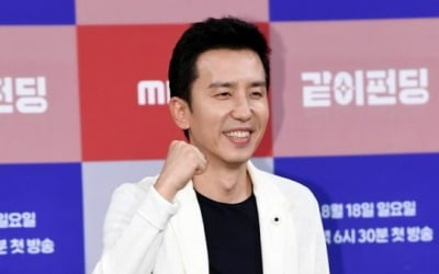 유희열, 아들들 뒷바라지 열심이네…드래곤포니 데뷔 현장 깜짝 등장