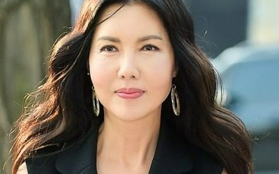 '싱글맘' 백지연, 이혼 후 현대家 사돈 됐다…"앵커 포기하고 MBC 퇴사" ('강연자들')