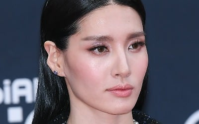 모니카, '여왕벌' 하차 아니었다…"방송 X나 지겹다" 분노하더니 흑화해서 귀환