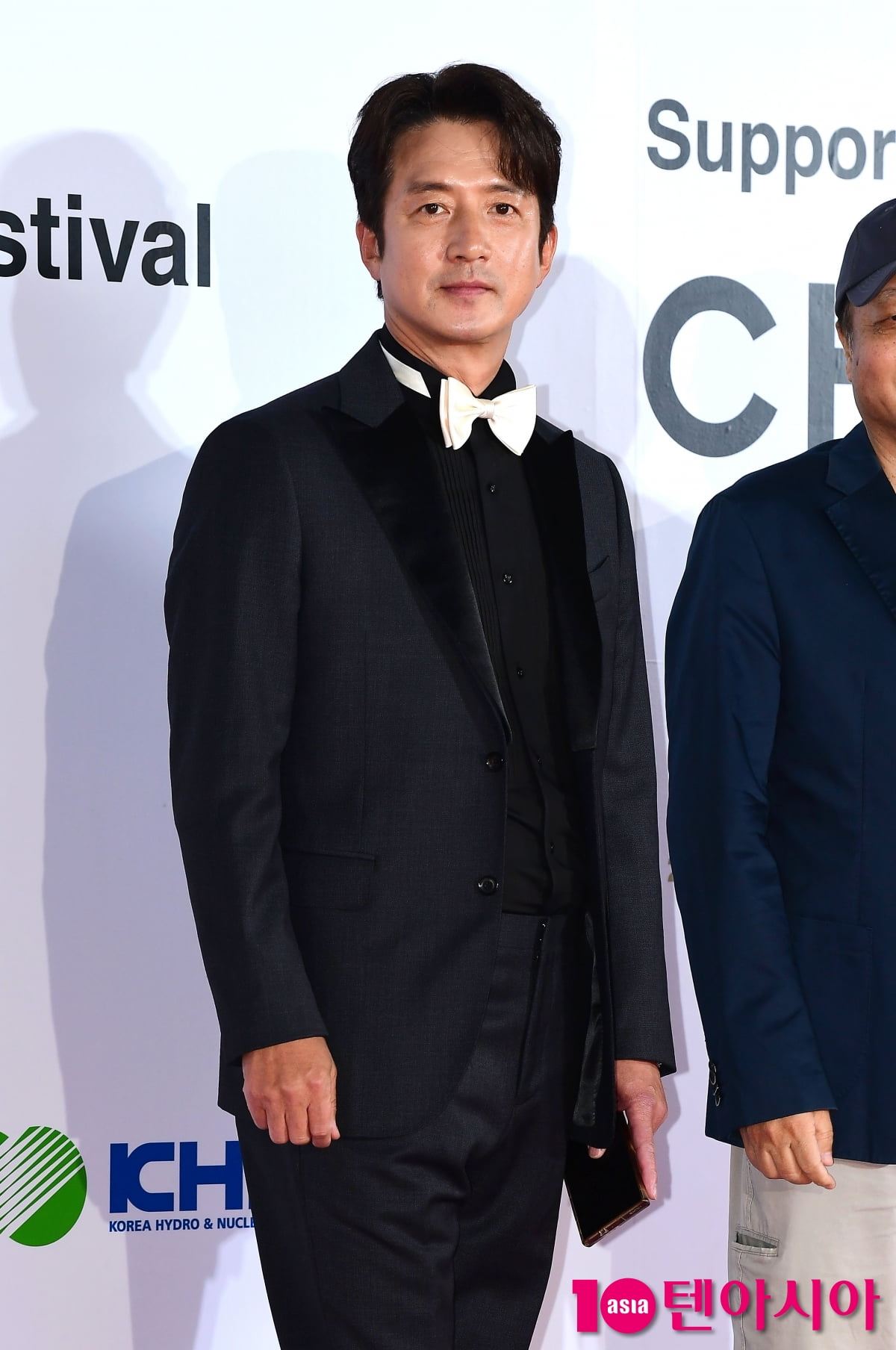 정준호, 돋보이는 흰색 나비 넥타이[TEN포토]