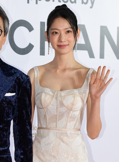 공승연, 자신감 넘치네…"이렇게 착한 재질은 유일"('데드라인')