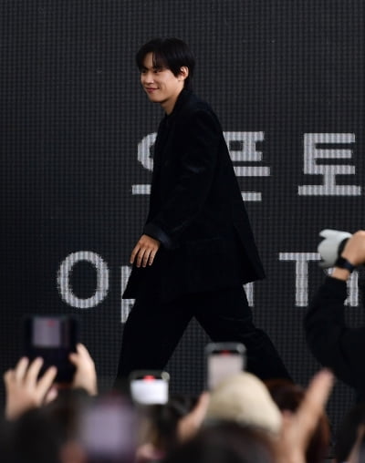 김성철, 멋진 보조개 미소[TEN포토]