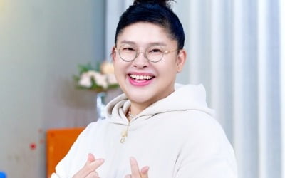 이영자, 데뷔 첫 ♥열애설 터졌다…"소녀처럼 가슴 설레고 있어" ('진심누나')