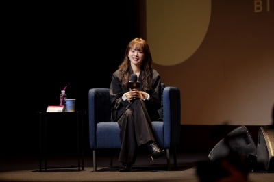 チョン·ウヒ、釜山国際映画祭「アクターズハウス」で率直な演技の話