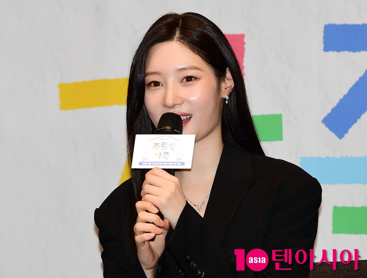 정채연, 따스한 마음이 시청자에게 전해지기를[TEN포토]