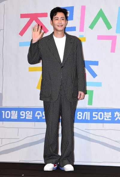 최원영, 여유 넘치는 미소[TEN포토]