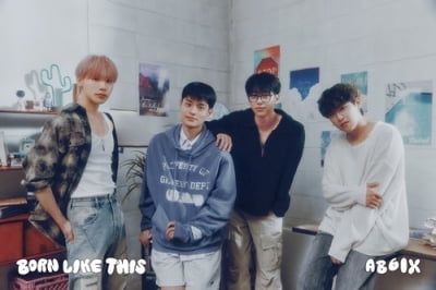 '컴백' AB6IX 이대휘 "놀기 위해 태어났다, 첫 올 핸드 마이크 무대 예정" [일문일답]