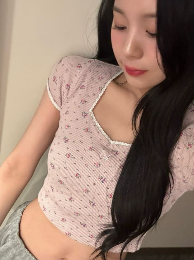 사진=엄지 SNS