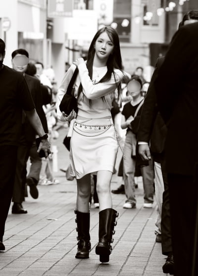수스, 명동 거리에서 한컷[TEN포토]