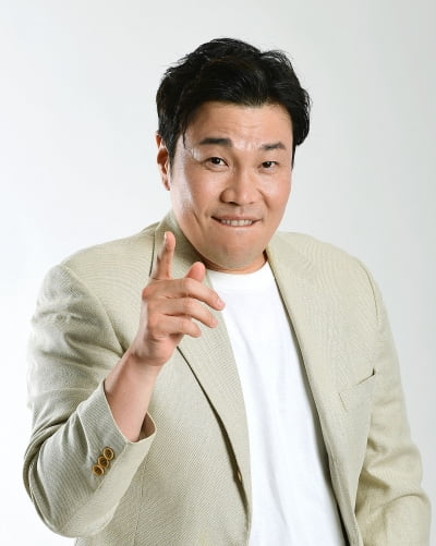 "류승완 감독·황정민, 두 개의 산 같아"…신승환, 고수들의 움직임을 따라가다[TEN인터뷰]
