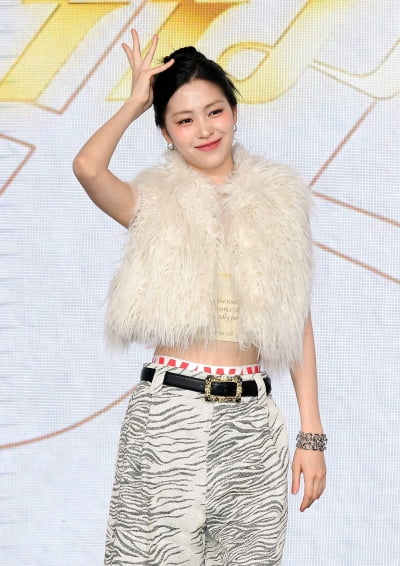 있지 류진, 러블리한 고양이[TEN포토]