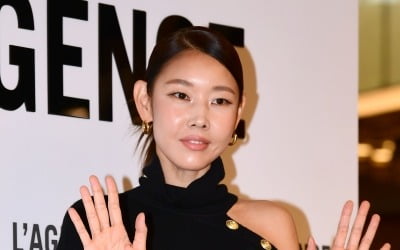 '불면증 고백' 한혜진, 시야 차단된 채 어디론가 끌려갔다…"평소 잠 못 자" ('동네멋집2')