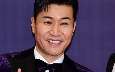 Kim Jong-min Opens Up About Communication Struggles with Younger Girlfriend