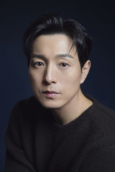 정성일 "강동원, 이상하고 특이해…불편하게 생겨서 편하게 만들어준다" [인터뷰]