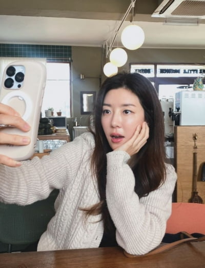 '활동 중단' 박한별, 기사 직접 저격했다…"나 소속사 여기 아닌데"