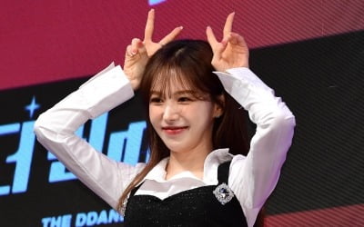 레드벨벳 웬디, 에스파 윈터 앞섰다…밤 디저트를 함께 먹고 싶은 여자 가수 1위 [TEN차트]