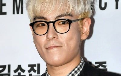 마약 했지만 괜찮다니…탑 복귀판 깔아준 '오겜2' 감독, 아슬한 발언 도마 위 [TEN피플]